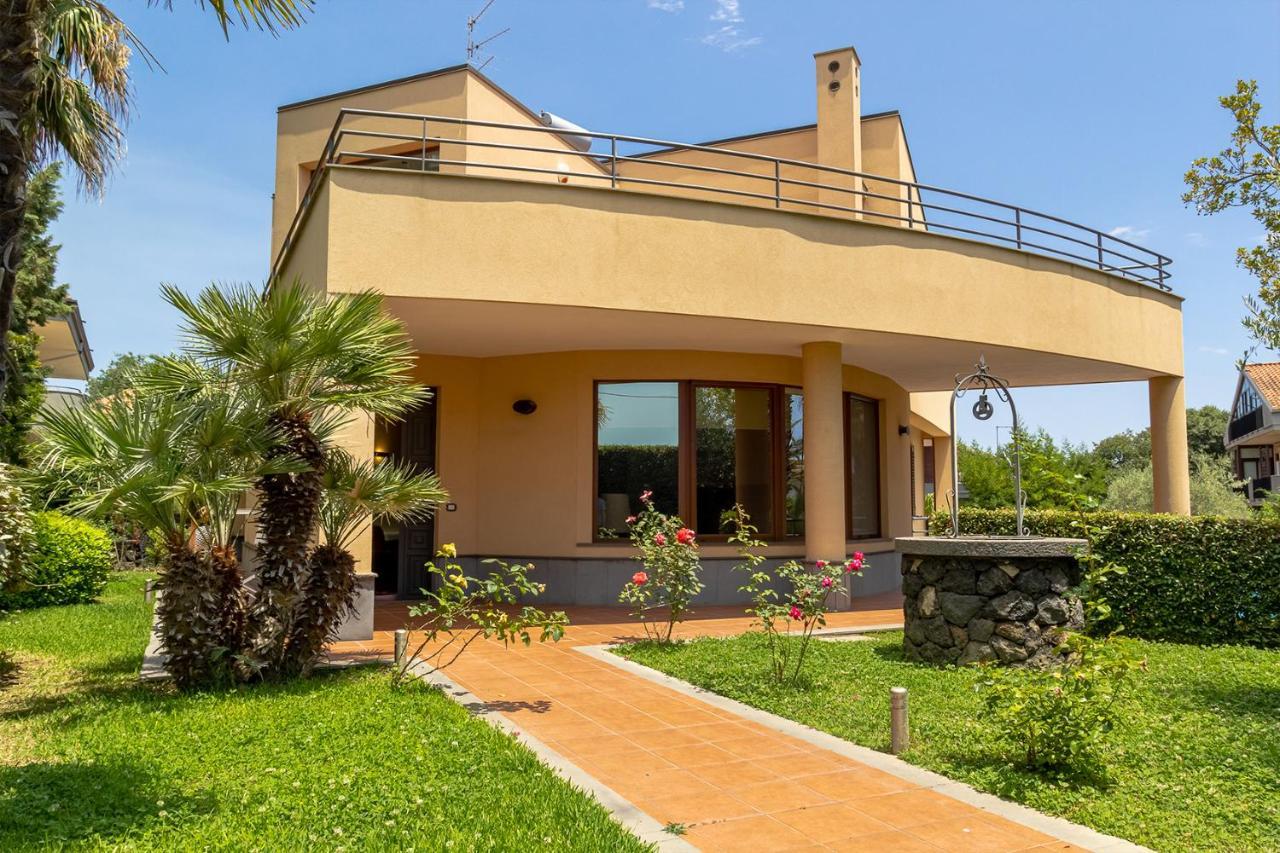 Villa Magdalena Aci Sant'Antonio Bagian luar foto